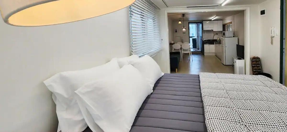 Apartment K-11 Hongdae Yeontral Park